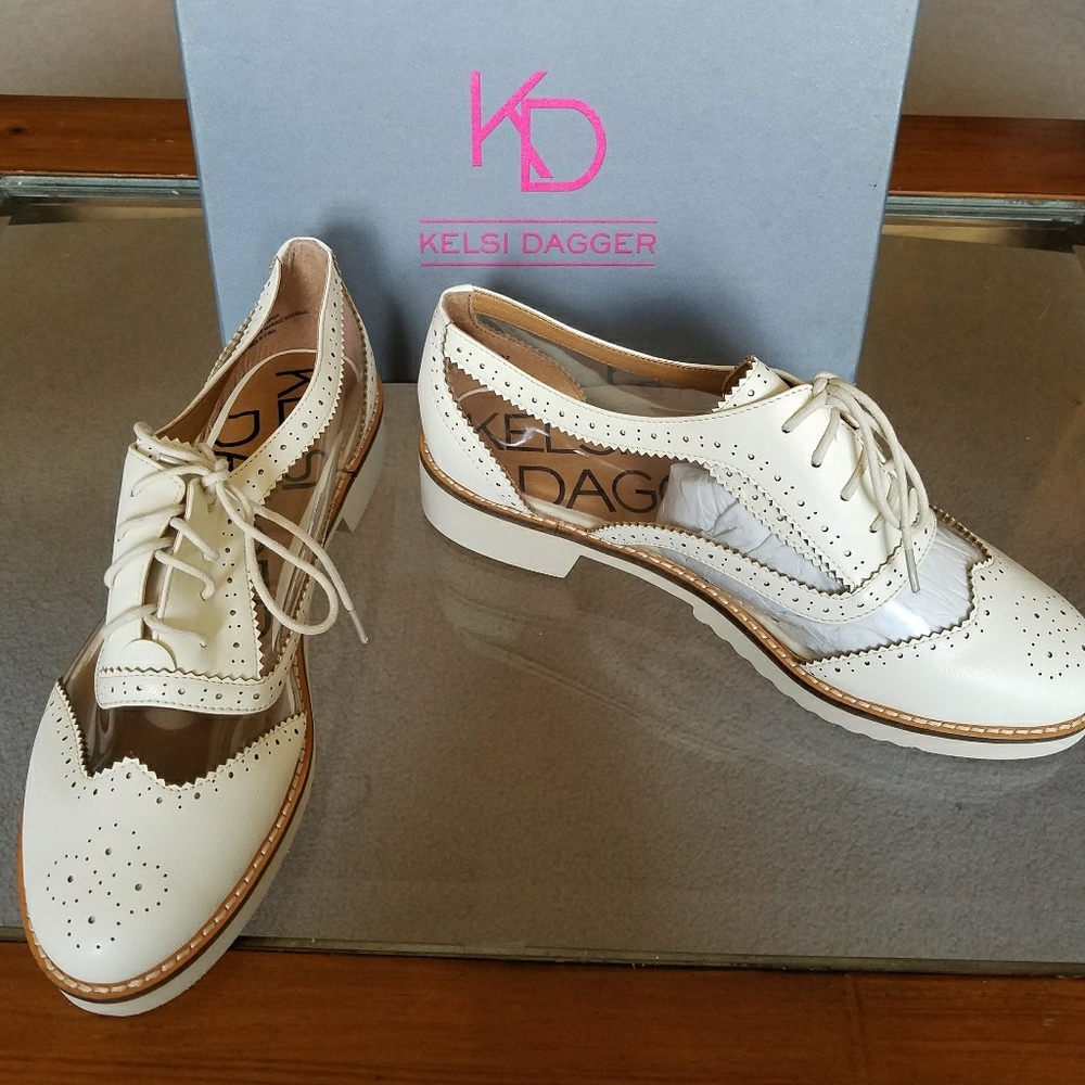 Kelsi Dagger shoes
